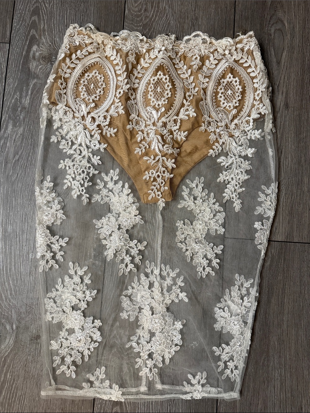 L'ATISTE Sheer Lace Midi Skirt in Cream and Tan